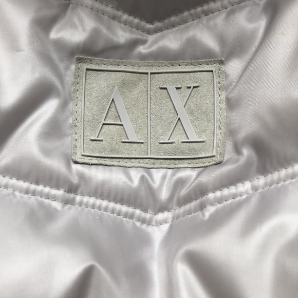 COPY - Jacket light gray sleeveless. Great look. SizeL. Hood . Zipper down& poc… - Picture 5 of 9